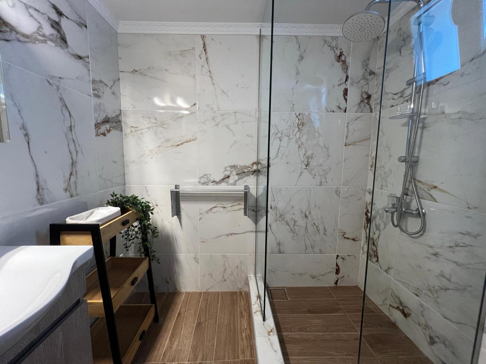 Oasis Apartment 3 By Gg Alexandroupoli Bagian luar foto